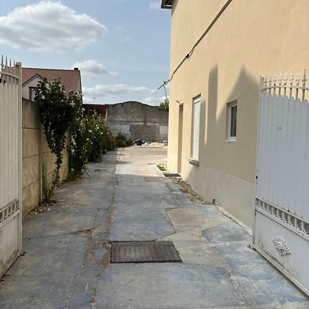 Appartement Hyper Centre De Montargis Kültér fotó