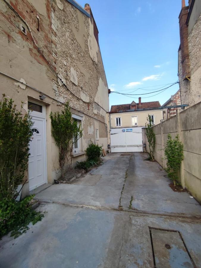 Appartement Hyper Centre De Montargis Kültér fotó